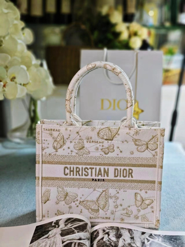 small D*or book tote-26cm