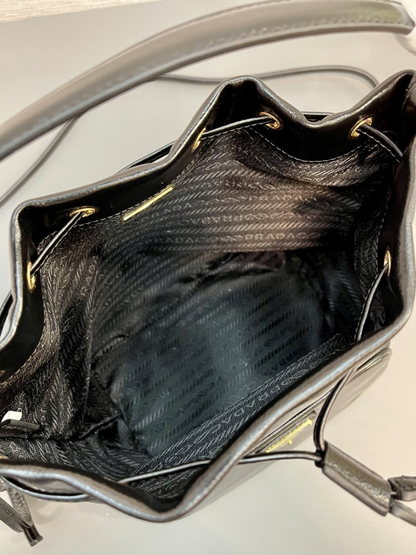 Pra*a duet naplak patent leather bucket bag