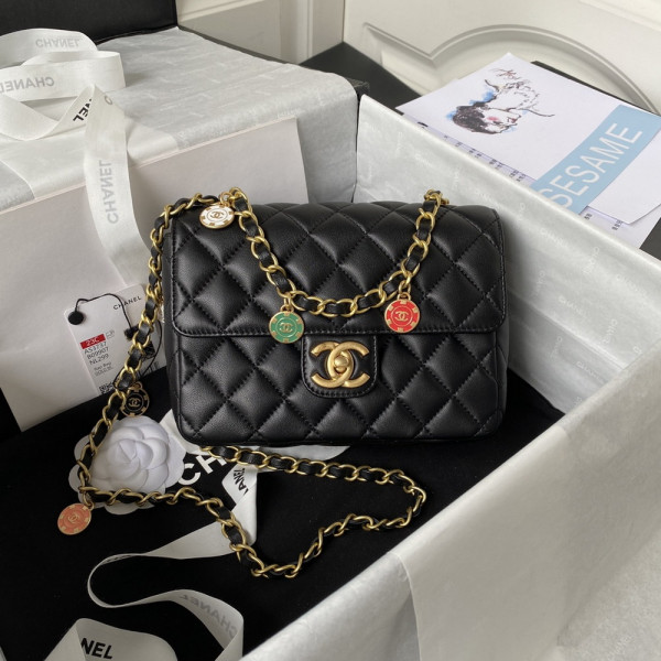 CL MINI FLAP BAG
